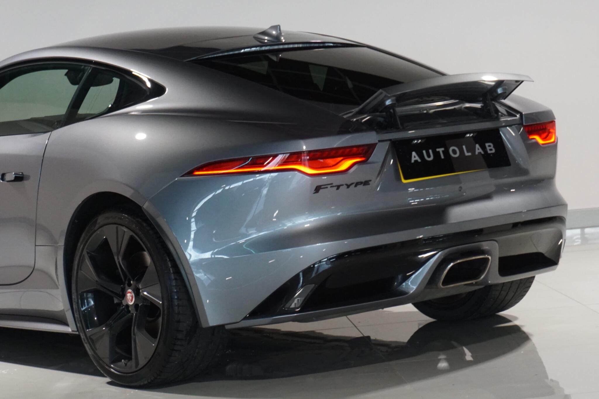 Jaguar F-Type 2.0i R-Dynamic Coupe 2dr Petrol Auto Euro 6 (s/s) (300 ps)